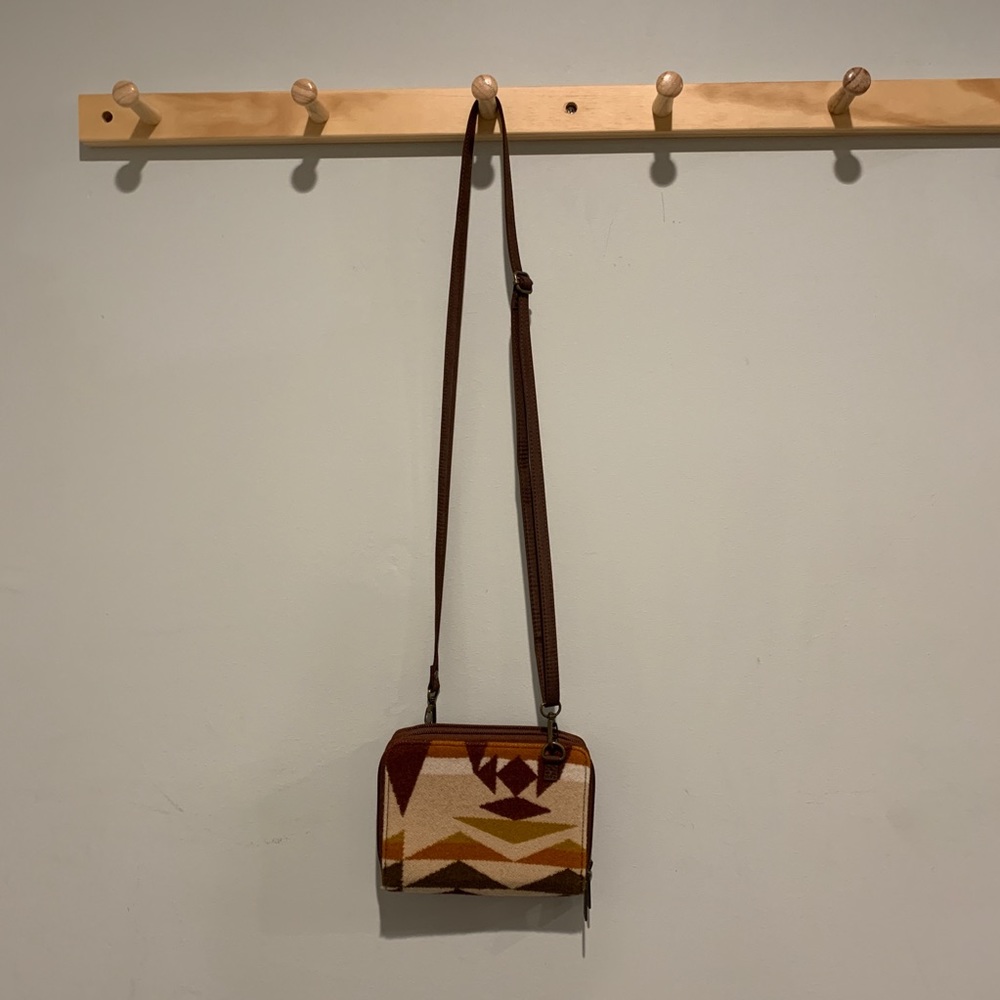 Pendleton Jacquard Wallet Crossbody